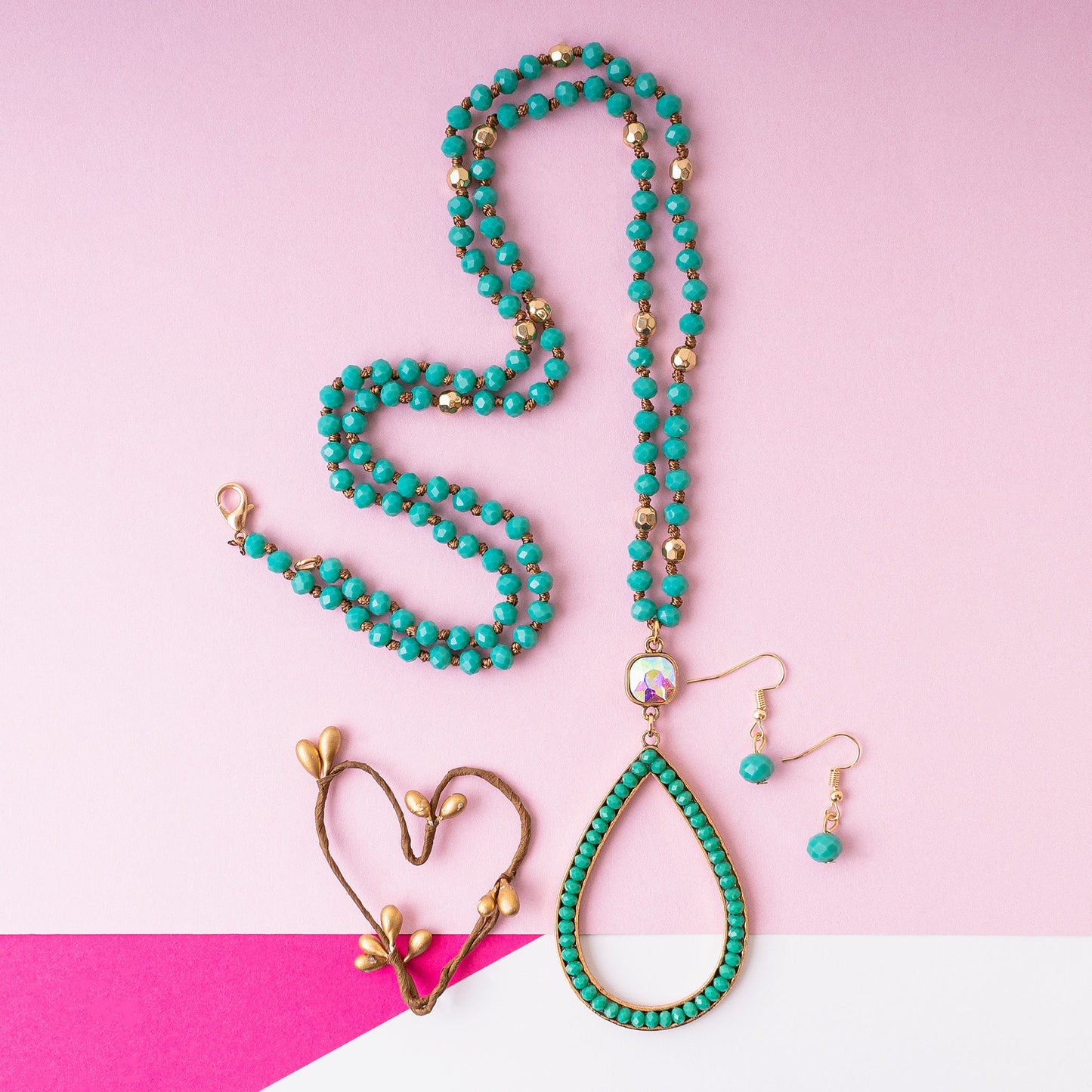 Crystal Studded Necklace Set