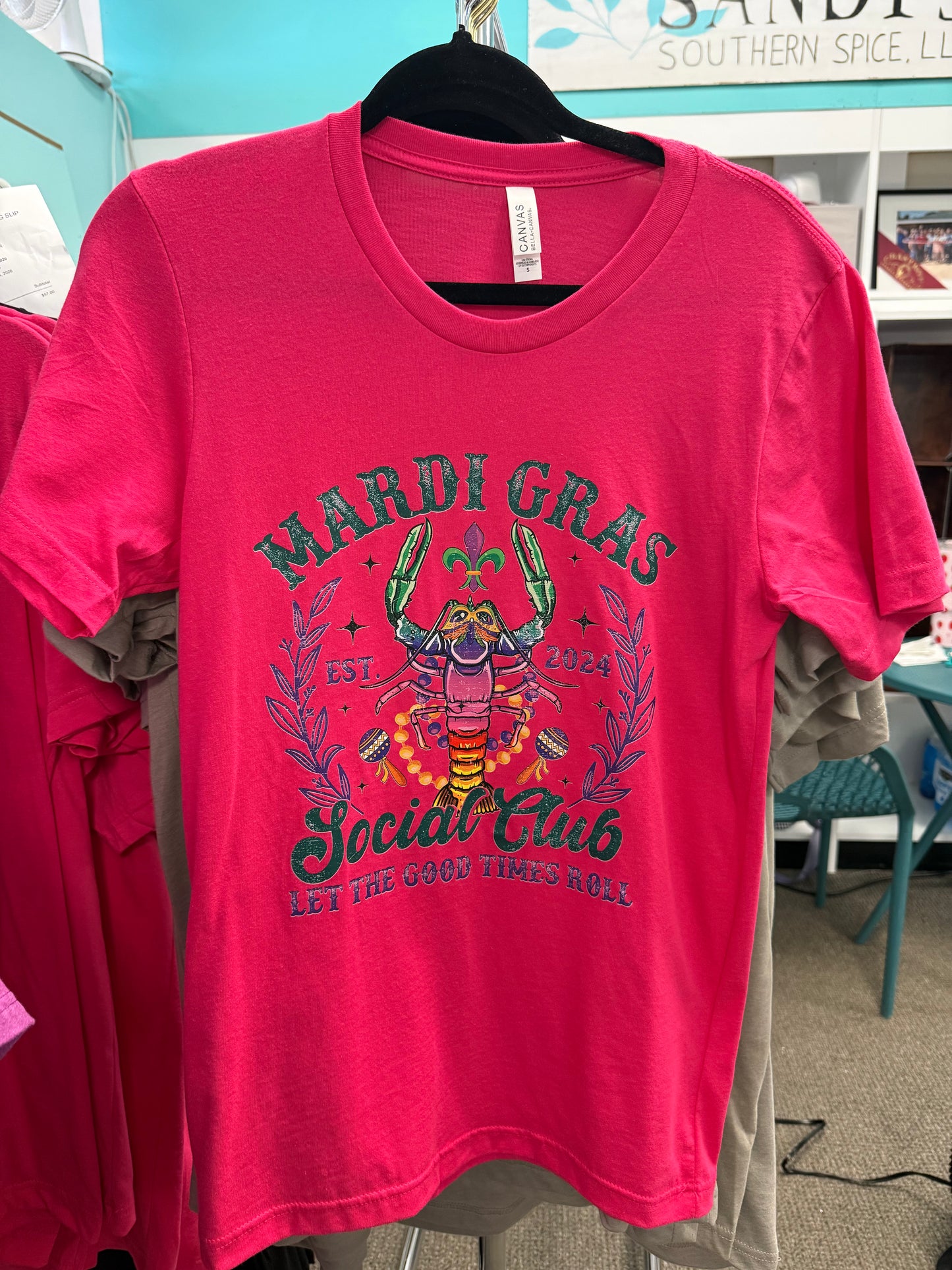 Mardi Social Tee