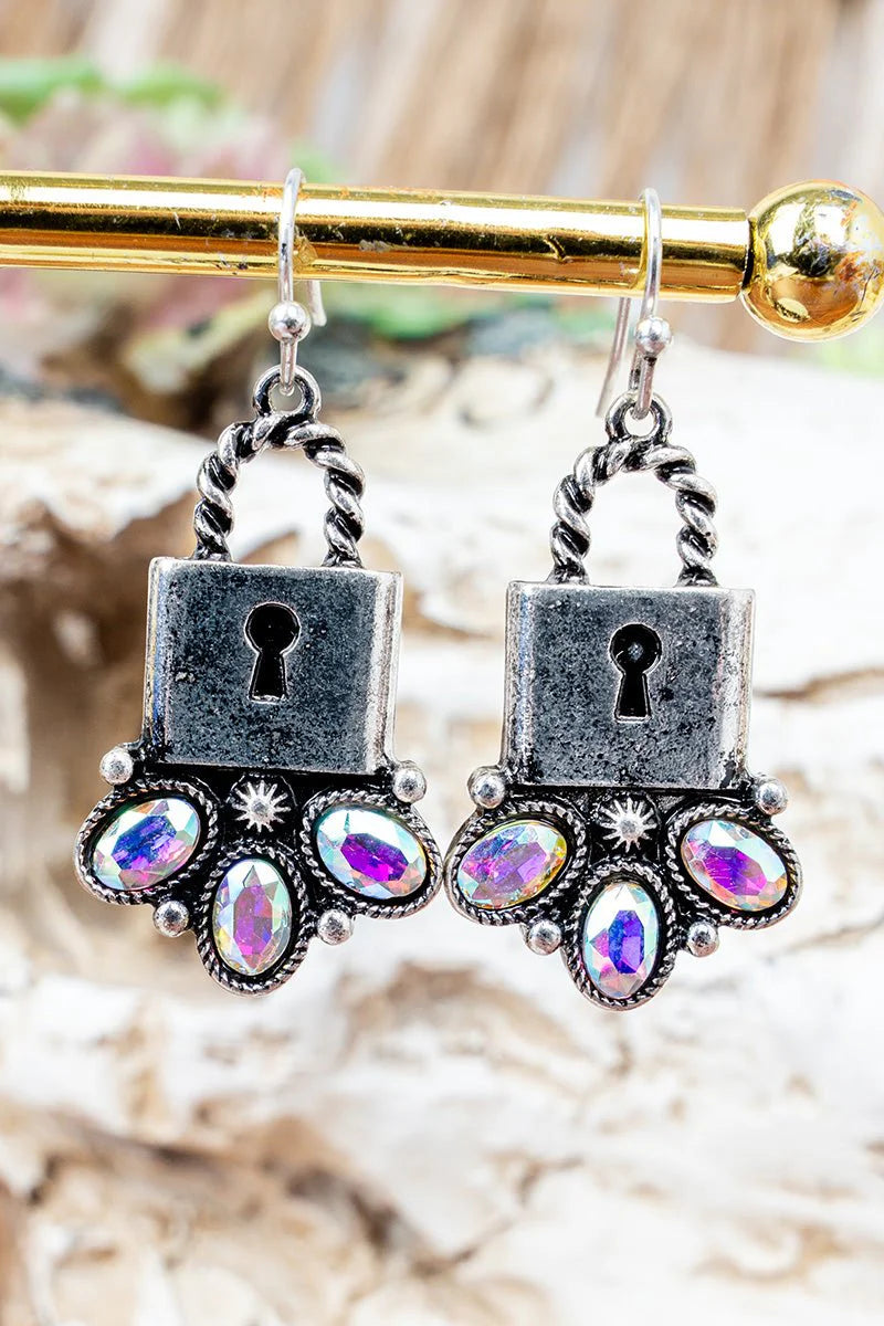 E - Iridescent Lock & Lasso