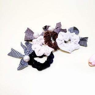 Pearl Ribbon Velvet Scrunchie