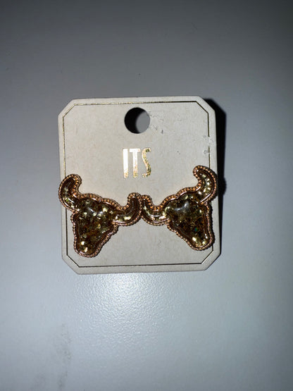 E - Shimmering Steer Studs