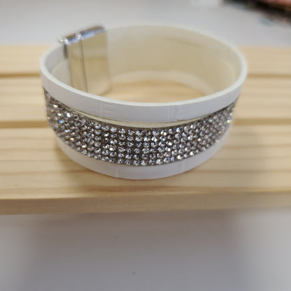 Magnetic Bling Band