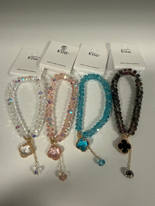 B - Capri Clover Iridescent Bead