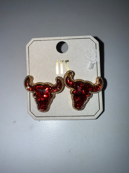 E - Shimmering Steer Studs