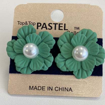 Flower Pearl Earrings