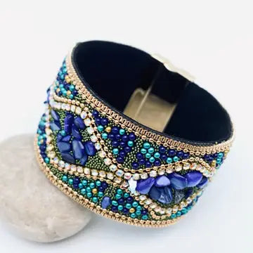 Boho Gravel Beads Magnetic Bangle