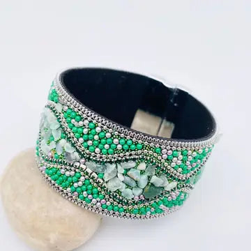 Boho Gravel Beads Magnetic Bangle