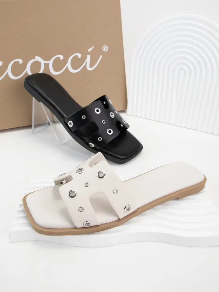 Canpo Eyelet Sandals