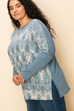 CHEVRON PRINT COLOR BLOCK TOP