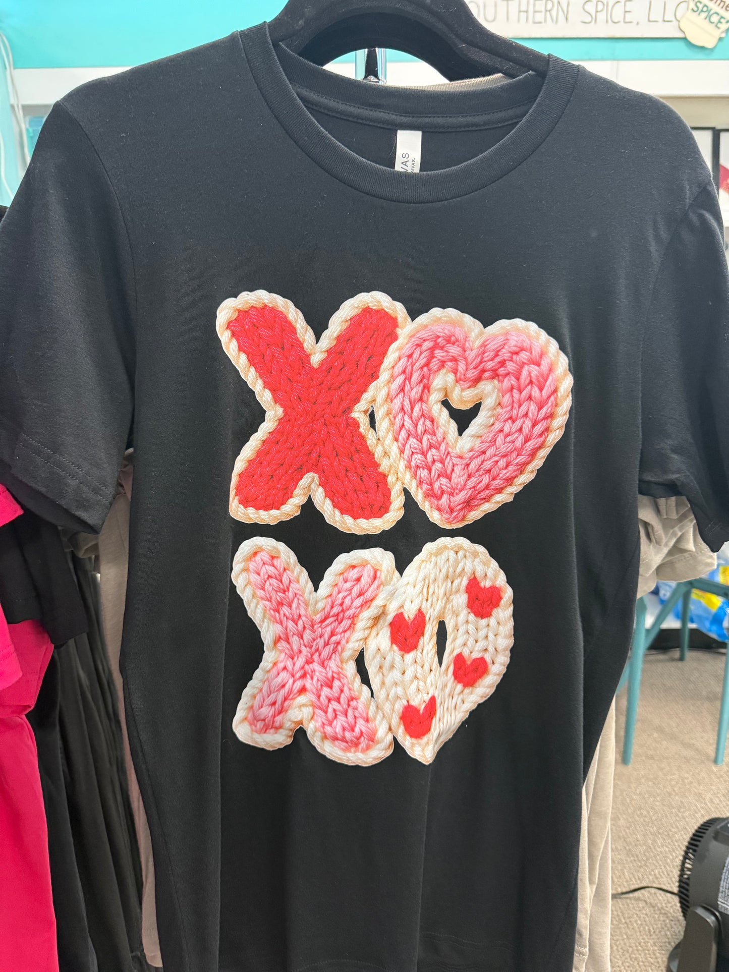 XOXO Tee