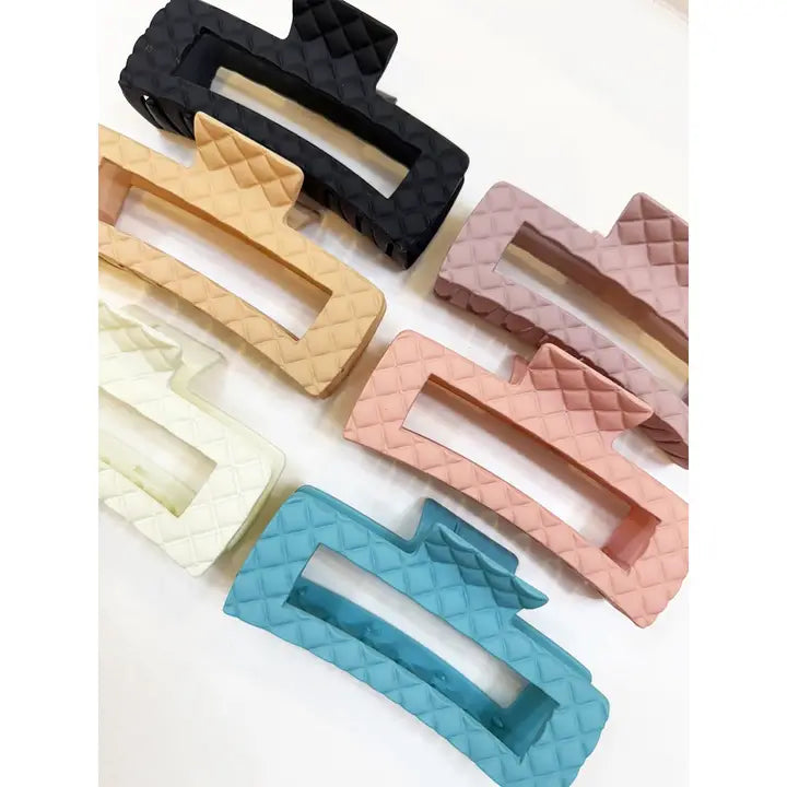 Jumbo Cut Out Retangle Hair Claw