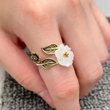 White Flower Adjustable Ring