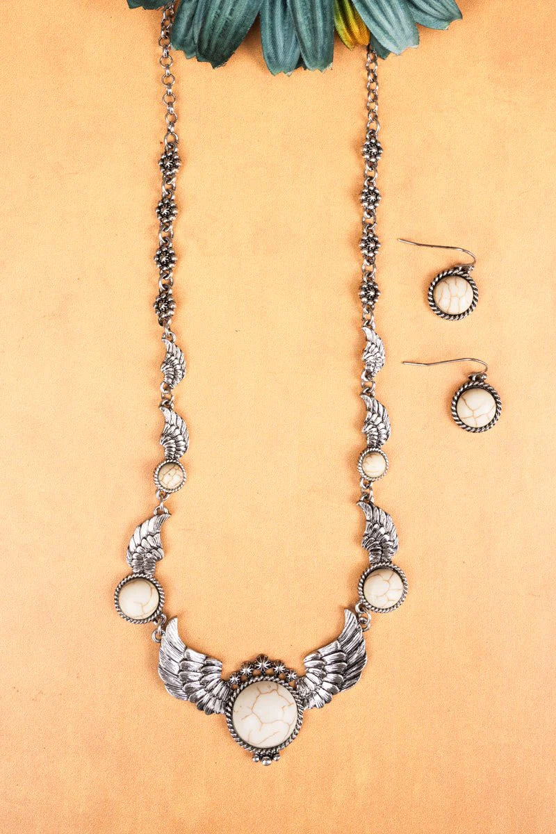 Wing Deisgn Necklace Set