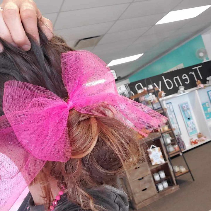 Pink out pink bow